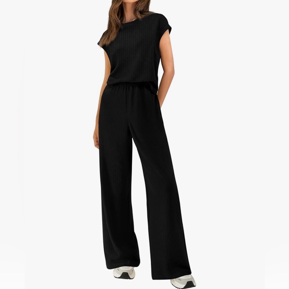 NWOT. Soft Black Two-Piece Loungewear Set with Wide Leg Pants. Size L